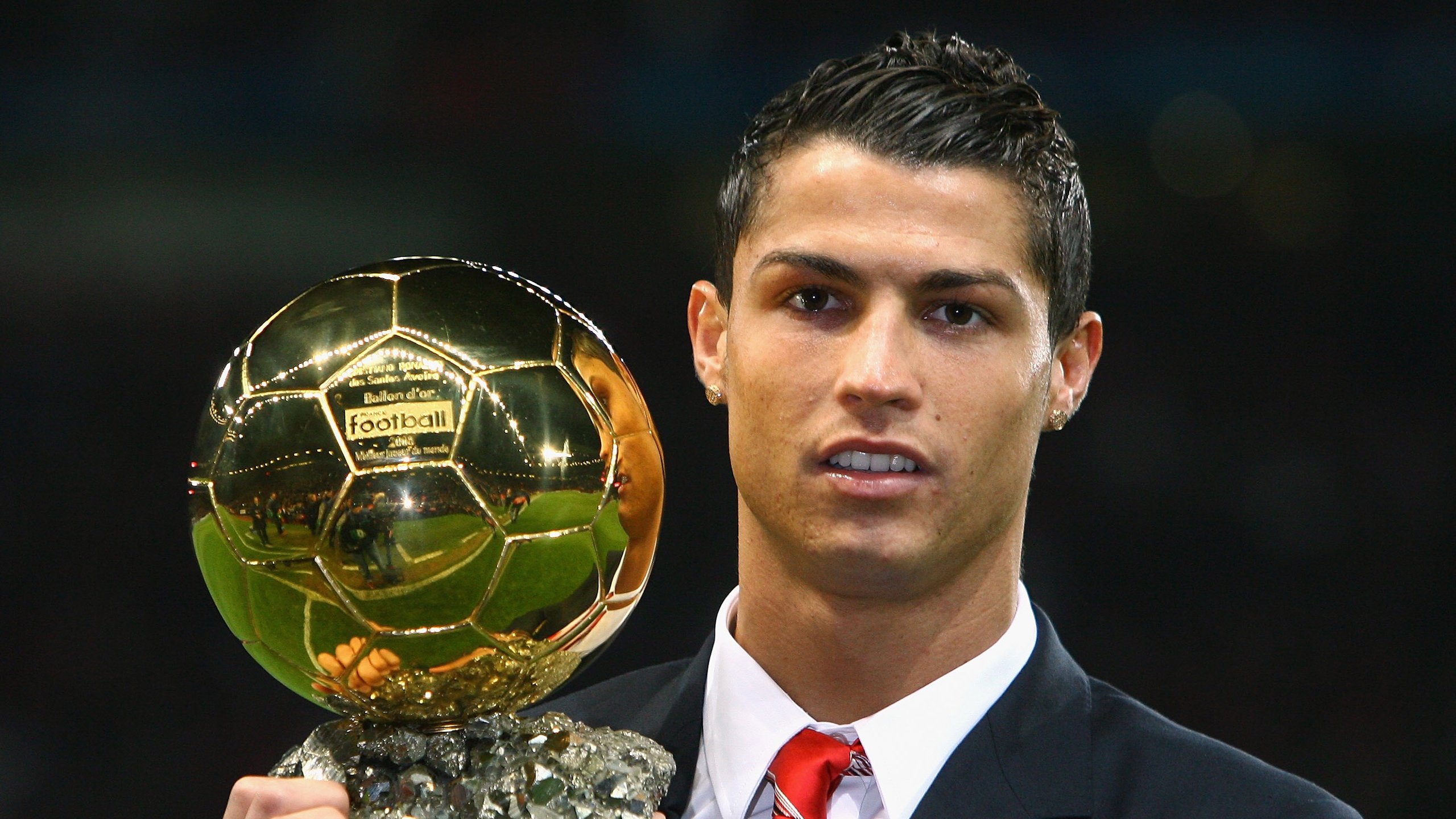 莱万多夫斯基遭遇十五持续失利，澳大利亚队教练压力巨大！比赛高潮迭起